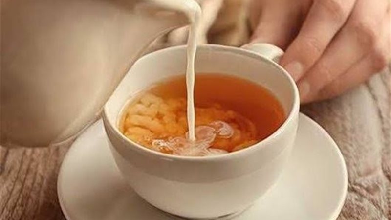 شاي بالحليب