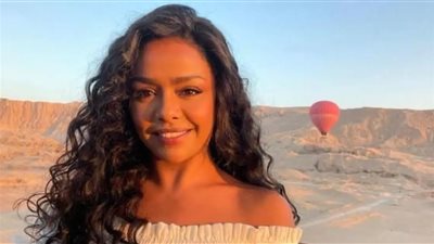 أسماء أبو اليزيد تحتفل بعيد ميلاد خطيبها على طريقتها الخاصة