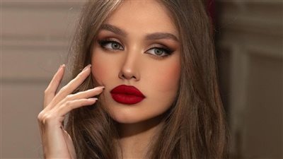 7 حيل مكياج لعيون مشرقة في الصباح