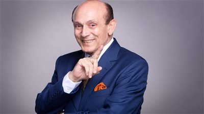 الفنان محمد صبحي يسترجع ذكريات فيلم العميل 13 «صور»