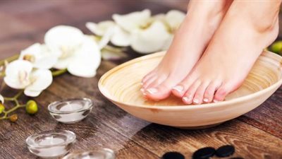 كيف اعتني بالأقدام الخشنة والجافة؟ 