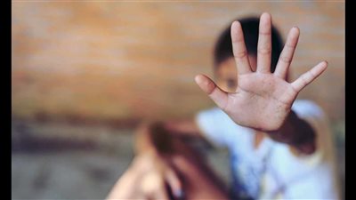 قرار جديد من النيابة في قضية الطفل ضحية زوج الأم بالإسماعيلية «عذبه وعضه»