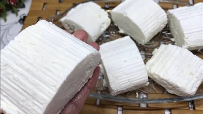 طريقة عمل الجبنة القريش في البيت «سهلة وبسيطة»
