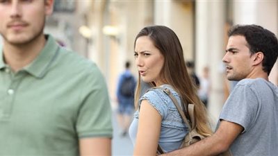 4 علامات تدل أن المرأة متعددة العلاقات 