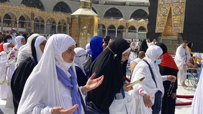 هل يجوز للأرملة الخروج لأداء فريضة الحج؟ الإفتاء تُجيب