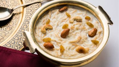 طريقة عمل الشعرية باللبن والبلح