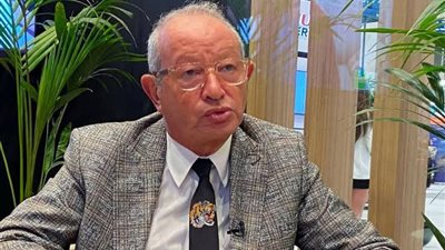 نجيب ساويرس يشيد بصناع «شماريخ»: فيلم جامد