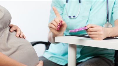 6 أسرار وراء إلزام الحامل بتناول «حمض الفوليك»