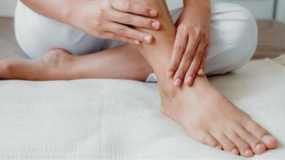 4 علامات بالقدمين تدل على ارتفاع ضغط الدم 