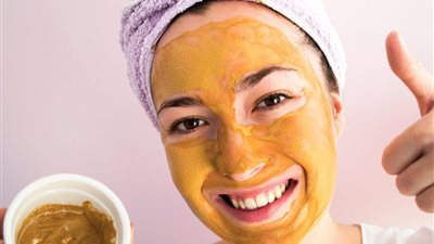 خلطات طبيعية لترطيب البشرة الجافة في الشتاء