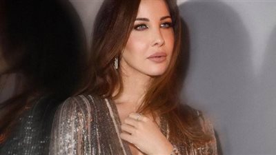 نانسي عجرم تعتمد موضة الجمبسوت في حفلاتها الأخيرة (صور) 