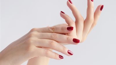 4 نصائح تخلصك من جفاف اليدين في الأجواء الباردة 