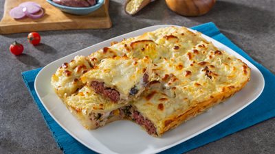 طريقة عمل الجلاش بالسجق بخطوات سهلة 