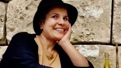 نجوى بن شتوان | كاتبة ليبية برزت في الجائزة العالمية للرواية العربية