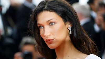 أول ظهور لـ بيلا حديد بعد أزمة ديور ورحلة مرضها الخطير