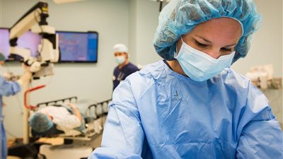 تفسير حلم إجراء عملية جراحية فى المنام للمتزوجة والعزباء