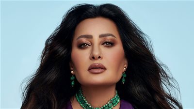 وفاة والدة المطربة لطيفة بعد صراع مع المرض