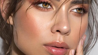  3 وصفات طبيعية لزيادة كثافة الحواجب