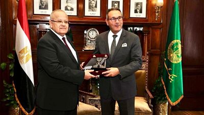 بنك مصر يتبرع بـ100 مليون جنيه لدعم مستشفى القصر العيني الفرنساوي