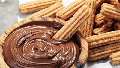 طريقة عمل بلح الشام بالشوكولاتة 