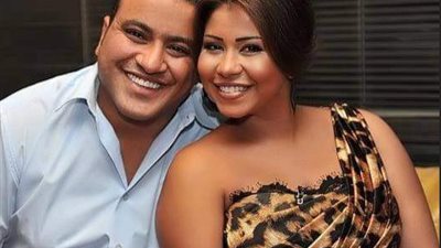 رد فعل شقيق شيرين عبد الوهاب على فتاة قالت إنها أختهما (صور)