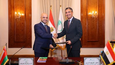 اتفاقية تعاون بين البريد المصري والعُماني لتبادل الخبرات وتطوير الخدمات اللوجستية