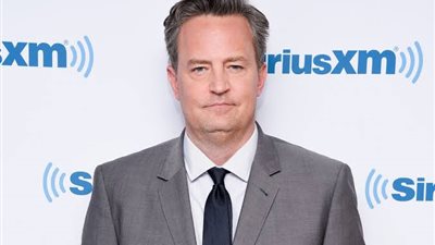 ماثيو بيري ورحلته من إدمان المخدرات إلى العنف ضد النساء