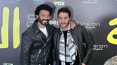 نور النبوي يفاجئ الجمهور بجدته في عرض «الحريفة».. لن تصدق من هي