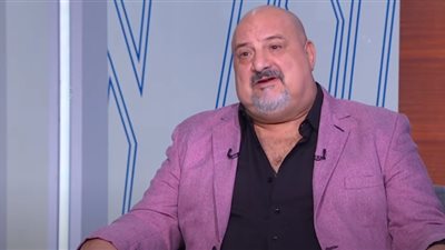 خالد الصاوي يكشف سر تأخره في الزواج والإنجاب (فيديو)