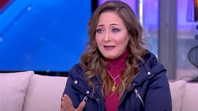 حقيقة طرد أشرف زكي للفنانة عنبر من نقابة الممثلين (فيديو)