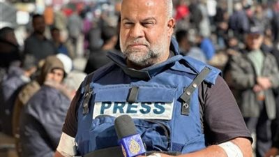 فنانة مصرية تعرض الزواج على وائل الدحدوح