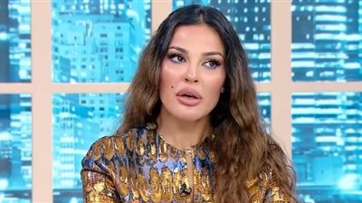 نادين نسيب نجيم تكشف عن موعد زفافها