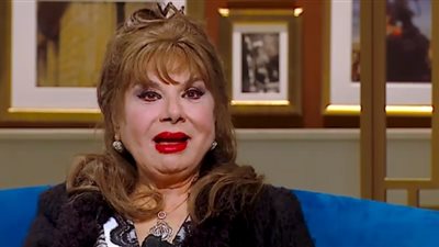 فادية عبد الغني تكشف عن لقائها بالشيخ الشعراوي وهديته لوالدتها