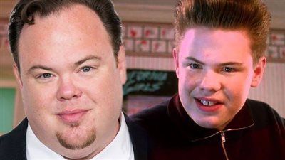 نجم Home Alone يتعرض لأزمة صحية وتأجيل محاكمته في قضية العنف المنزلي