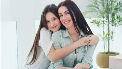 كيف تتعامل الأم مع طفلها قبل ظهور نتيجة الامتحان؟