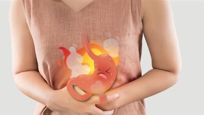 3 مشروبات تخلصك من غازات البطن والمواقف المحرجة