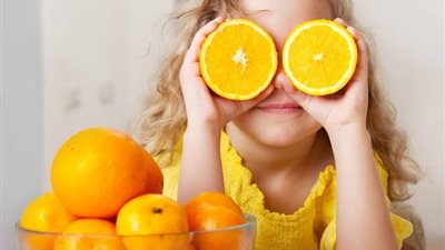 3 فوائد سحرية للبرتقال على صحة أطفالك 