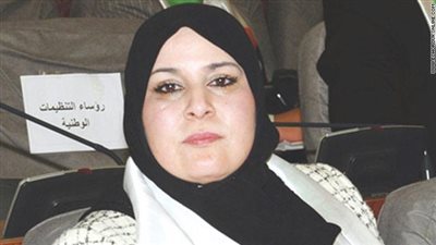 أسماء بن القاعدة | كاتبة جزائرية وناشطة حقوقية وبرلمانية