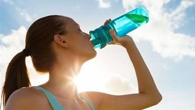 3 أضرار لقلة شرب الماء في فصل الشتاء