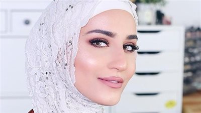 مكياج طبيعي للمحجبات بخطوات بسيطة (صور)