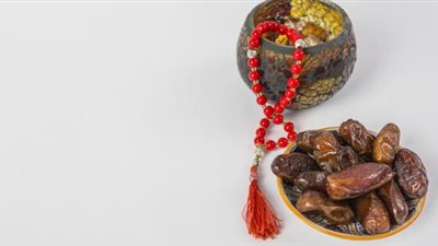 ما حكم صيام النصف من شعبان منفردًا إذا وافق يوم الجمعة؟ «الإفتاء تُجيب»