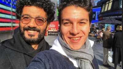 فيديو طريف يجمع خالد النبوي وابنه نور في كواليس إمبراطورية ميم