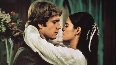 5 حكايات رومانسية في عيد الحب 2024 «من كليوباترا وأنطونيو إلى ميجان وهاري» 