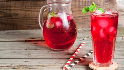 رأيت أني أشرب الكركديه في المنام «فما تفسير الحلم؟»