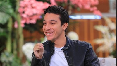 نور النبوي يواصل الترويج لـ«إمبراطورية ميم» بطريقته (فيديو)