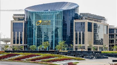  تشغيل ١٧٠٠ مكتب بريد مع الأكشاك والسيارات المتنقلة يومي الجمعة والسبت لصرف المعاشات