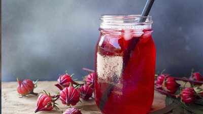 8 فوائد مذهلة لمشروب الكركديه في رمضان 2024