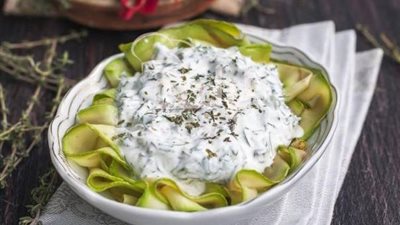 طريقة اعداد سلطة الكوسة بالزبادي لسحور رمضان 2024