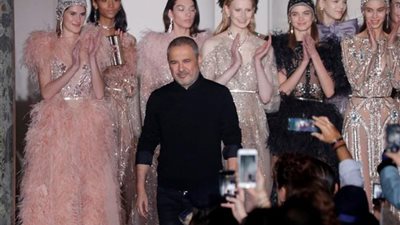 إيلي صعب وهيرميس يخطفان الأنظار في أسبوع الموضة بباريس 2024