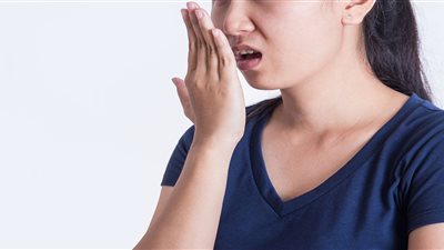 5 حيل للتخلص من رائحة الفم الكريهة في رمضان 2024